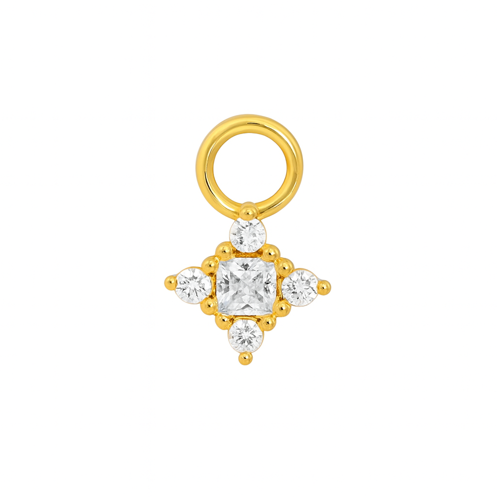 Turais charm til ørering